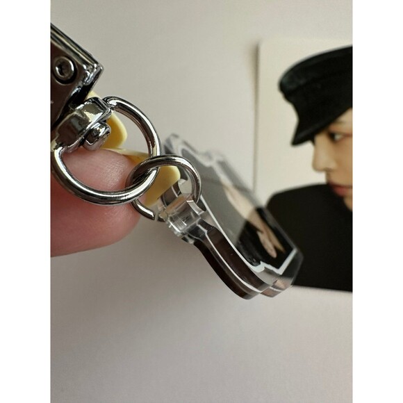 HONGJOONG Bias ATEEZ Atiny Keychain photo In Your Fantasy Golden Hour idol kpop - Picture 2 of 2